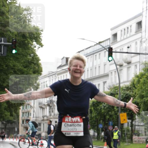 14.06.2026 - REWE Women's Run Jannik Wohlers http://msf.ph/oto/9790273 14.06.2026 09:44:31 Laufen 10573 meine-sportfotos.de