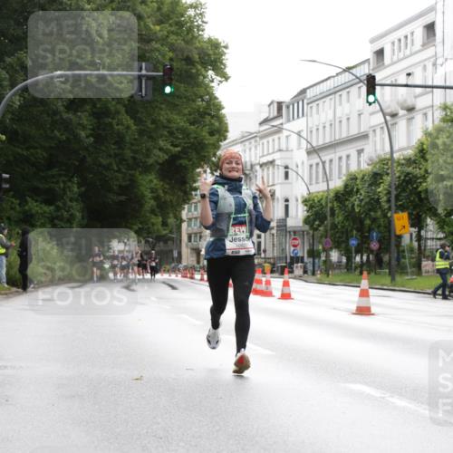 14.06.2026 - REWE Women's Run Jannik Wohlers http://msf.ph/oto/9790306 14.06.2026 09:44:35 Laufen 10827, 01 meine-sportfotos.de