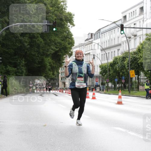 14.06.2026 - REWE Women's Run Jannik Wohlers http://msf.ph/oto/9790310 14.06.2026 09:44:35 Laufen 10827, 7, 1 meine-sportfotos.de
