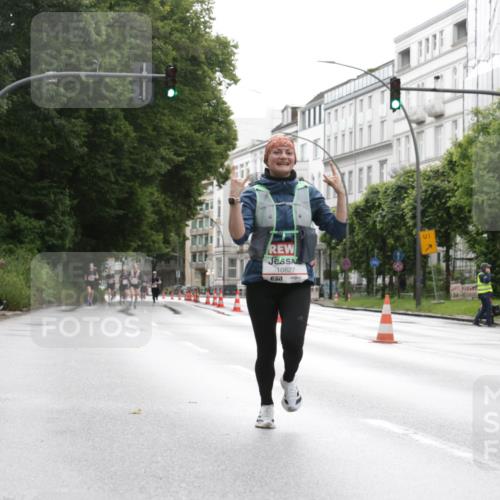 14.06.2026 - REWE Women's Run Jannik Wohlers http://msf.ph/oto/9790323 14.06.2026 09:44:35 Laufen 10827, 01 meine-sportfotos.de