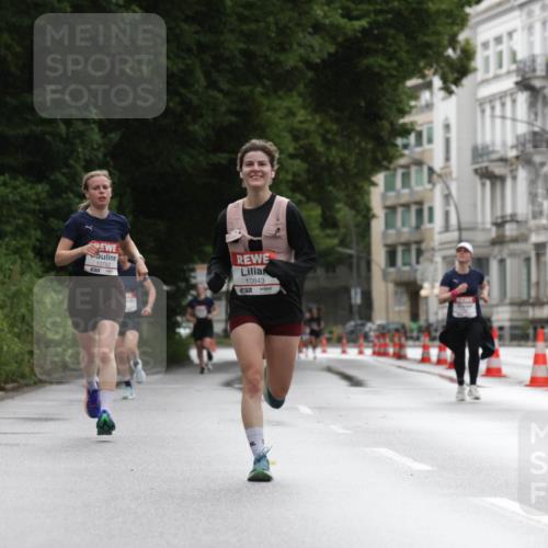 14.06.2026 - REWE Women's Run Jannik Wohlers http://msf.ph/oto/9790339 14.06.2026 09:44:46 Laufen 10752, 10843 meine-sportfotos.de