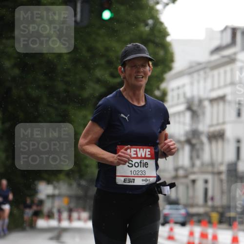 14.06.2026 - REWE Women's Run Jannik Wohlers http://msf.ph/oto/9790445 14.06.2026 09:45:23 Laufen 10233 meine-sportfotos.de