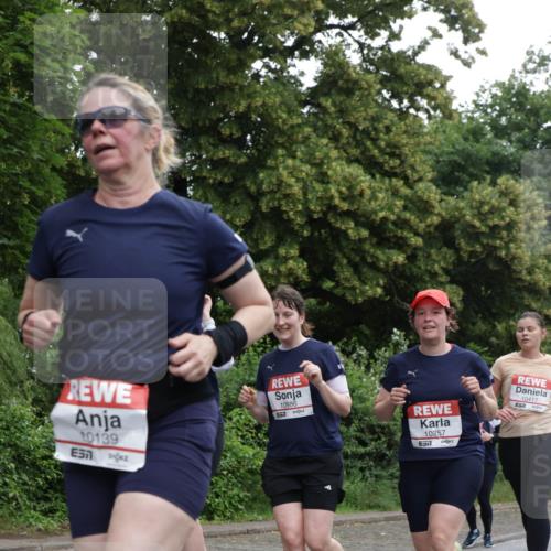 14.06.2026 - REWE Women's Run Jannik Wohlers http://msf.ph/oto/9790480 14.06.2026 10:04:13 Laufen 10139, 10886, 10257, 7, 10417, 57 meine-sportfotos.de