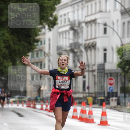 14.06.2026 - REWE Women's Run Jannik Wohlers http://msf.ph/oto/9790644 14.06.2026 09:46:04 Laufen 71, 11287, 60 meine-sportfotos.de