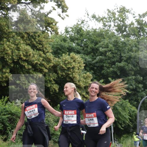 14.06.2026 - REWE Women's Run Jannik Wohlers http://msf.ph/oto/9790663 14.06.2026 10:04:30 Laufen 10412, 10890, 10413, 57 meine-sportfotos.de