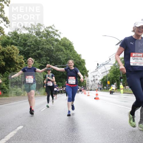 14.06.2026 - REWE Women's Run Jannik Wohlers http://msf.ph/oto/9790735 14.06.2026 10:04:33 Laufen 11147, 10079 meine-sportfotos.de