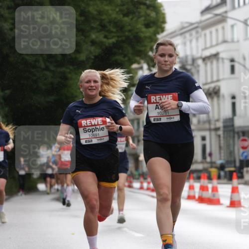 14.06.2026 - REWE Women's Run Jannik Wohlers http://msf.ph/oto/9790776 14.06.2026 09:46:19 Laufen 10691, 10281, 7 meine-sportfotos.de