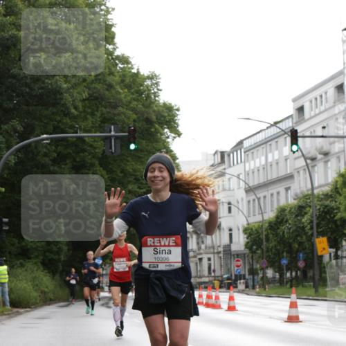 14.06.2026 - REWE Women's Run Jannik Wohlers http://msf.ph/oto/9790823 14.06.2026 09:46:24 Laufen 10396, 51, 01 meine-sportfotos.de