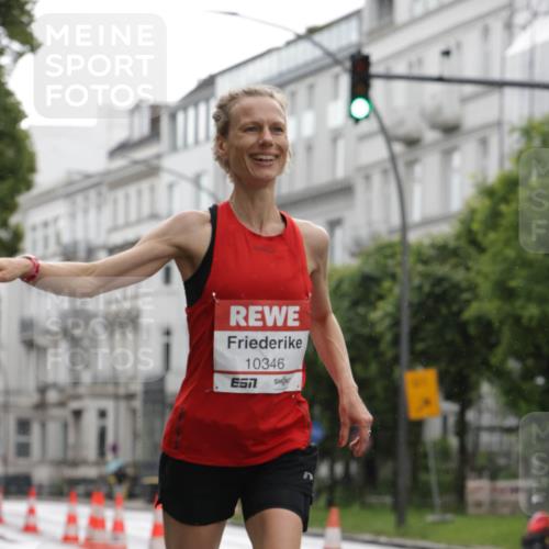 14.06.2026 - REWE Women's Run Jannik Wohlers http://msf.ph/oto/9790830 14.06.2026 09:46:26 Laufen 10346 meine-sportfotos.de
