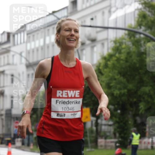 14.06.2026 - REWE Women's Run Jannik Wohlers http://msf.ph/oto/9790839 14.06.2026 09:46:27 Laufen 10346, 7 meine-sportfotos.de