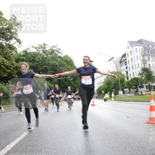 14.06.2026 - REWE Women's Run Jannik Wohlers http://msf.ph/oto/9790854 14.06.2026 10:04:46 Laufen 10903 meine-sportfotos.de