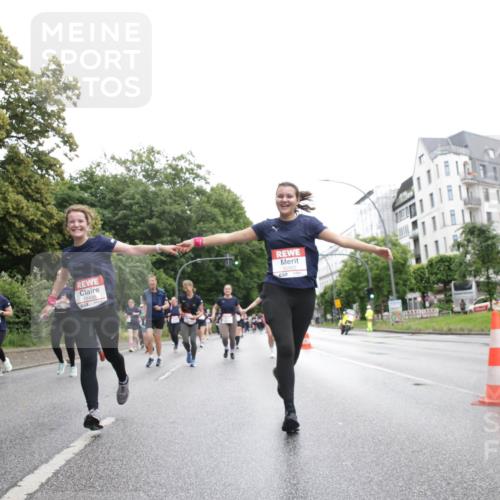 14.06.2026 - REWE Women's Run Jannik Wohlers http://msf.ph/oto/9790856 14.06.2026 10:04:46 Laufen 11486, 10903 meine-sportfotos.de