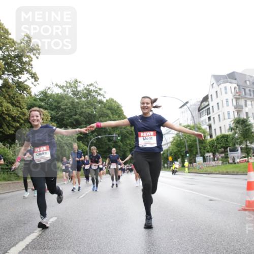 14.06.2026 - REWE Women's Run Jannik Wohlers http://msf.ph/oto/9790859 14.06.2026 10:04:46 Laufen 11486, 10903 meine-sportfotos.de