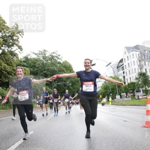 14.06.2026 - REWE Women's Run Jannik Wohlers http://msf.ph/oto/9790861 14.06.2026 10:04:46 Laufen 11486, 10903 meine-sportfotos.de