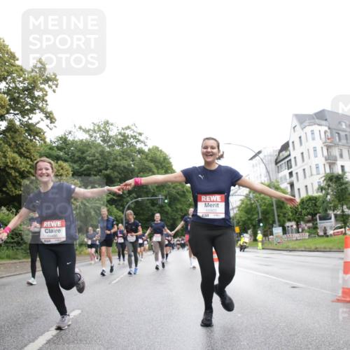14.06.2026 - REWE Women's Run Jannik Wohlers http://msf.ph/oto/9790864 14.06.2026 10:04:46 Laufen 11486, 10903 meine-sportfotos.de