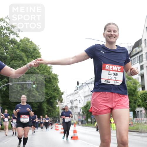 14.06.2026 - REWE Women's Run Jannik Wohlers http://msf.ph/oto/9790897 14.06.2026 10:04:49 Laufen 11022, 10878, 7 meine-sportfotos.de