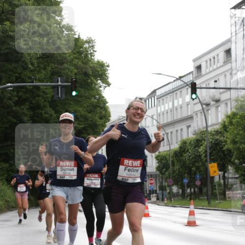 14.06.2026 - REWE Women's Run Jannik Wohlers http://msf.ph/oto/9790912 14.06.2026 09:46:35 Laufen 10738, 7, 10958, 10214, 57, 01 meine-sportfotos.de