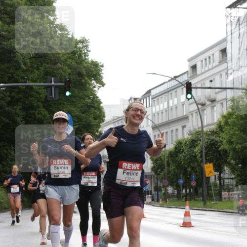 14.06.2026 - REWE Women's Run Jannik Wohlers http://msf.ph/oto/9790915 14.06.2026 09:46:36 Laufen 10738, 57, 10958, 10214, 01 meine-sportfotos.de