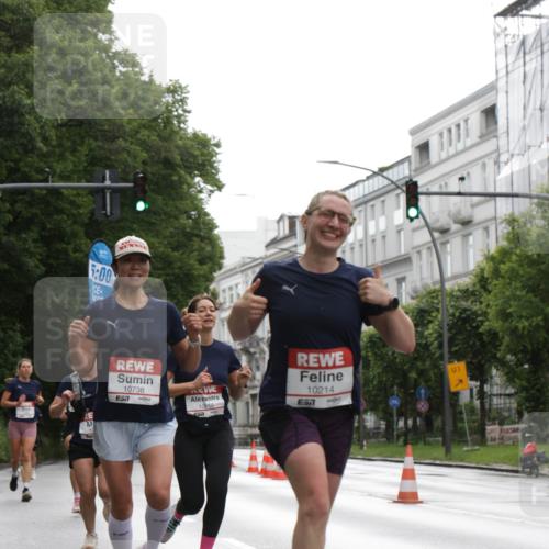 14.06.2026 - REWE Women's Run Jannik Wohlers http://msf.ph/oto/9790922 14.06.2026 09:46:36 Laufen 5, 00, 10738, 7, 10958, 10214, 57, 1 meine-sportfotos.de