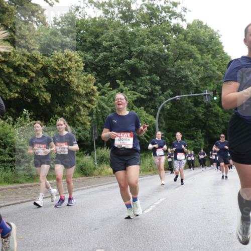 14.06.2026 - REWE Women's Run Jannik Wohlers http://msf.ph/oto/9790929 14.06.2026 10:04:51 Laufen 10439, 57, 10621, 10557, 10185, 7 meine-sportfotos.de
