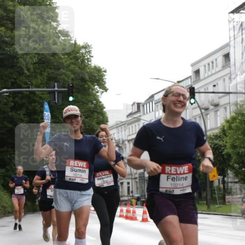 14.06.2026 - REWE Women's Run Jannik Wohlers http://msf.ph/oto/9790930 14.06.2026 09:46:36 Laufen 5, 00, 10738, 7, 10958, 10214, 57 meine-sportfotos.de