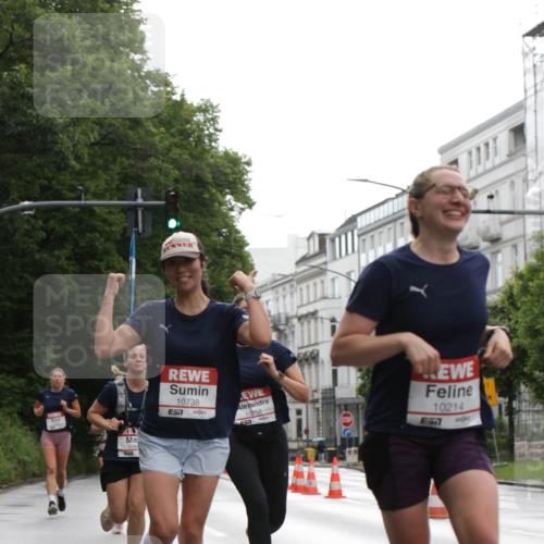 14.06.2026 - REWE Women's Run Jannik Wohlers http://msf.ph/oto/9790934 14.06.2026 09:46:36 Laufen 10738, 7, 10958, 57, 1086, 30, 10214, 57 meine-sportfotos.de