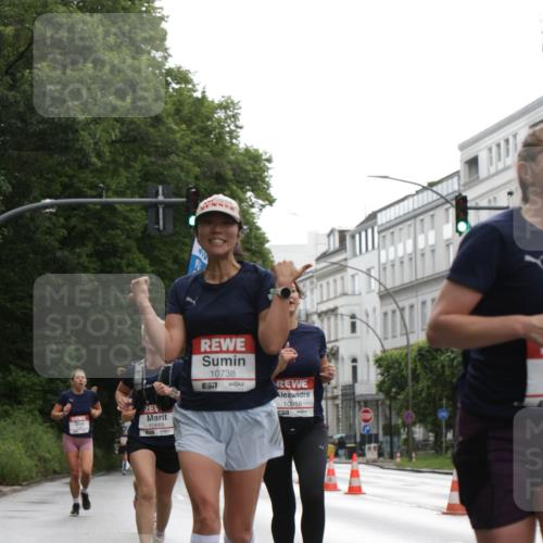 14.06.2026 - REWE Women's Run Jannik Wohlers http://msf.ph/oto/9790942 14.06.2026 09:46:36 Laufen 10869, 10738, 10958, 657 meine-sportfotos.de