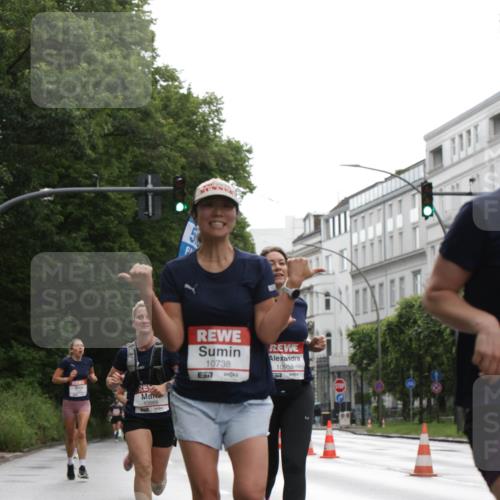 14.06.2026 - REWE Women's Run Jannik Wohlers http://msf.ph/oto/9790945 14.06.2026 09:46:36 Laufen 10869, 10738, 7, 10958, 57 meine-sportfotos.de