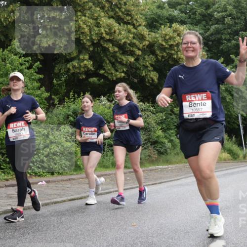 14.06.2026 - REWE Women's Run Jannik Wohlers http://msf.ph/oto/9790946 14.06.2026 10:04:52 Laufen 10293, 51, 211213, 10621, 10557, 57 meine-sportfotos.de