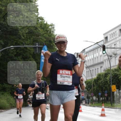 14.06.2026 - REWE Women's Run Jannik Wohlers http://msf.ph/oto/9790955 14.06.2026 09:46:37 Laufen 10869, 10738, 01 meine-sportfotos.de