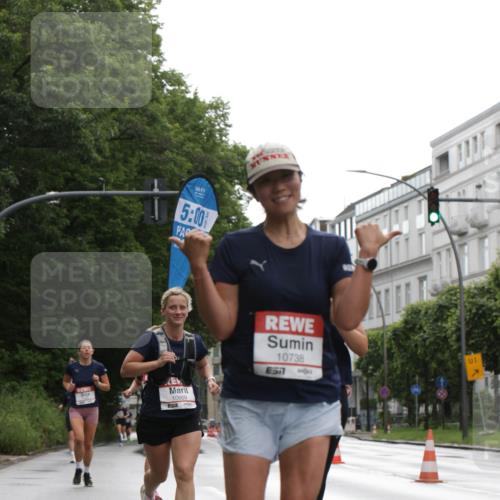 14.06.2026 - REWE Women's Run Jannik Wohlers http://msf.ph/oto/9790958 14.06.2026 09:46:37 Laufen 5, 00, 10869, 57, 10738, 7, 1 meine-sportfotos.de