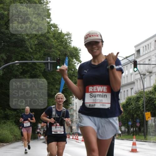 14.06.2026 - REWE Women's Run Jannik Wohlers http://msf.ph/oto/9790967 14.06.2026 09:46:37 Laufen 10869, 57, 10738, 01 meine-sportfotos.de
