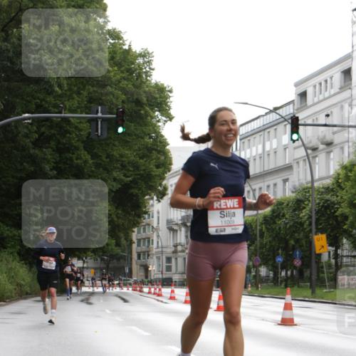 14.06.2026 - REWE Women's Run Jannik Wohlers http://msf.ph/oto/9791012 14.06.2026 09:46:41 Laufen 11009, 1 meine-sportfotos.de