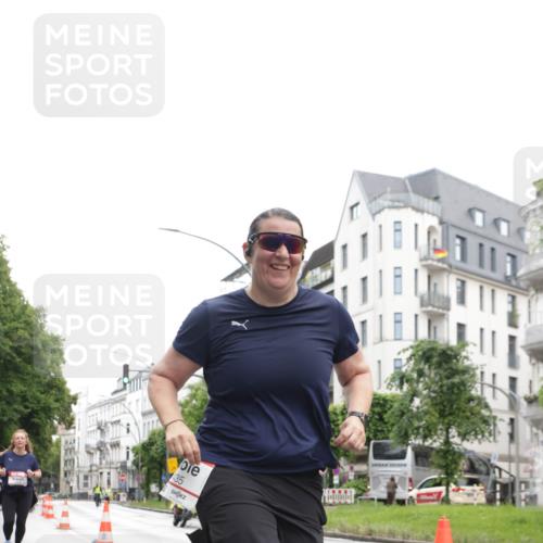 14.06.2026 - REWE Women's Run Jannik Wohlers http://msf.ph/oto/9791025 14.06.2026 10:04:57 Laufen 35 meine-sportfotos.de