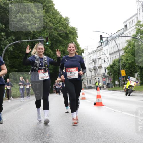 14.06.2026 - REWE Women's Run Jannik Wohlers http://msf.ph/oto/9791081 14.06.2026 10:05:03 Laufen 38, 10254, 657, 10002, 7, 10003 meine-sportfotos.de