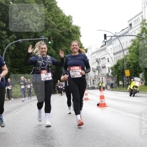 14.06.2026 - REWE Women's Run Jannik Wohlers http://msf.ph/oto/9791083 14.06.2026 10:05:03 Laufen 38, 10254, 7, 10002, 10003, 657 meine-sportfotos.de