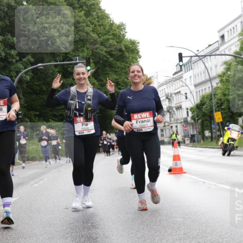 14.06.2026 - REWE Women's Run Jannik Wohlers http://msf.ph/oto/9791091 14.06.2026 10:05:04 Laufen 10254, 657, 10002, 57, 10003, 657 meine-sportfotos.de