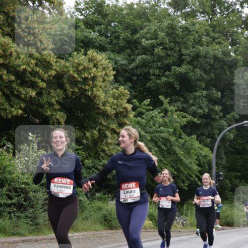 14.06.2026 - REWE Women's Run Jannik Wohlers http://msf.ph/oto/9791168 14.06.2026 10:05:11 Laufen 10821, 11124, 7 meine-sportfotos.de
