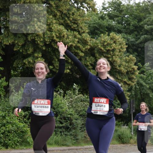 14.06.2026 - REWE Women's Run Jannik Wohlers http://msf.ph/oto/9791201 14.06.2026 10:05:12 Laufen 10821, 57, 11124, 10591 meine-sportfotos.de