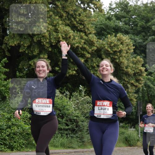 14.06.2026 - REWE Women's Run Jannik Wohlers http://msf.ph/oto/9791204 14.06.2026 10:05:12 Laufen 10821, 57, 11124, 10591 meine-sportfotos.de