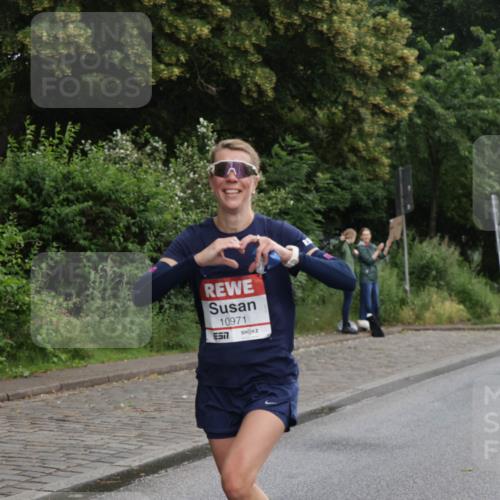 14.06.2026 - REWE Women's Run Jannik Wohlers http://msf.ph/oto/9791245 14.06.2026 09:48:03 Laufen 10971, 77 meine-sportfotos.de
