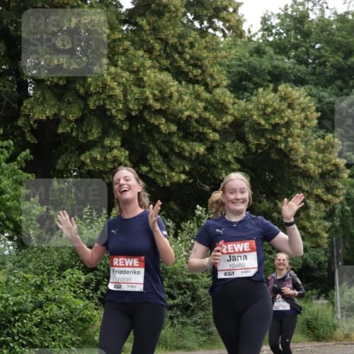 14.06.2026 - REWE Women's Run Jannik Wohlers http://msf.ph/oto/9791258 14.06.2026 10:05:14 Laufen 10591, 10460, 57 meine-sportfotos.de