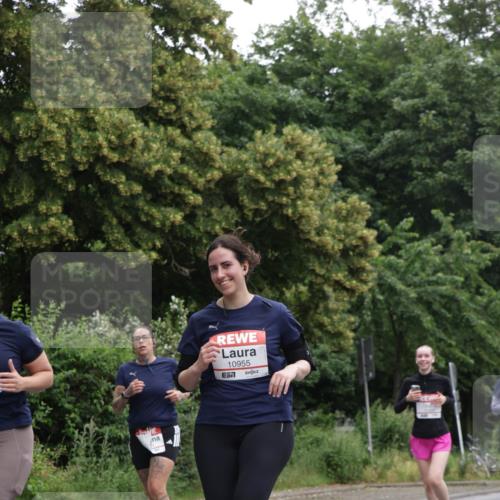 14.06.2026 - REWE Women's Run Jannik Wohlers http://msf.ph/oto/9791367 14.06.2026 10:05:27 Laufen 10955 meine-sportfotos.de