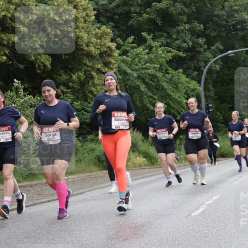 14.06.2026 - REWE Women's Run Jannik Wohlers http://msf.ph/oto/9791418 14.06.2026 10:05:34 Laufen 11355, 10834, 10690, 5517 meine-sportfotos.de
