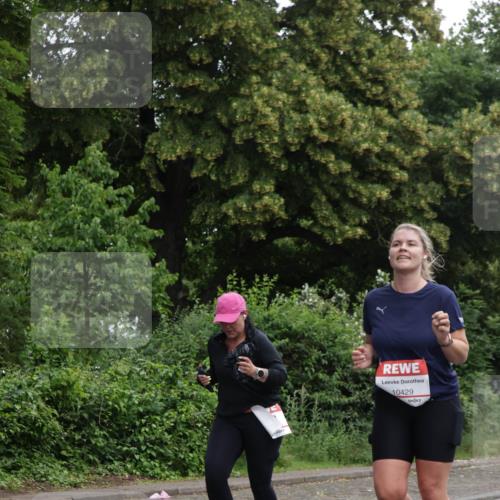 14.06.2026 - REWE Women's Run Jannik Wohlers http://msf.ph/oto/9791493 14.06.2026 10:05:43 Laufen 10429 meine-sportfotos.de