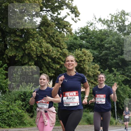 14.06.2026 - REWE Women's Run Jannik Wohlers http://msf.ph/oto/9791616 14.06.2026 10:06:01 Laufen 11495, 11223, 7, 11328 meine-sportfotos.de