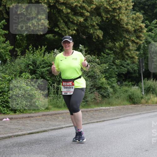 14.06.2026 - REWE Women's Run Jannik Wohlers http://msf.ph/oto/9791677 14.06.2026 10:06:10 Laufen 10247 meine-sportfotos.de