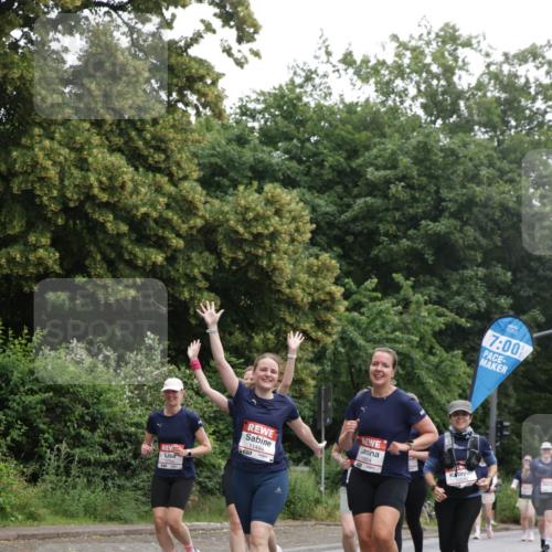 14.06.2026 - REWE Women's Run Jannik Wohlers http://msf.ph/oto/9791736 14.06.2026 10:06:16 Laufen 11494, 7, 10804, 7, 00 meine-sportfotos.de