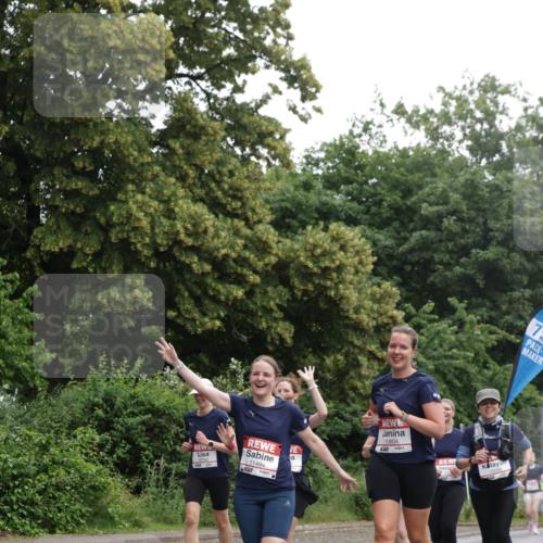 14.06.2026 - REWE Women's Run Jannik Wohlers http://msf.ph/oto/9791757 14.06.2026 10:06:16 Laufen 11494, 10804, 10086, 7 meine-sportfotos.de