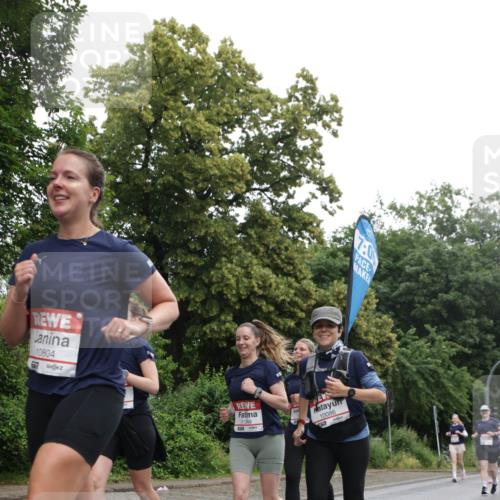 14.06.2026 - REWE Women's Run Jannik Wohlers http://msf.ph/oto/9791800 14.06.2026 10:06:18 Laufen 10804, 7, 0, 11348, 10086, 577 meine-sportfotos.de